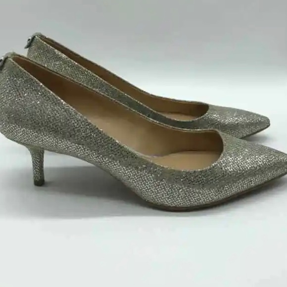 MICHAEL Michael Kors Silver Size 9 Shimmer Pump Heels - Picture 6 of 7